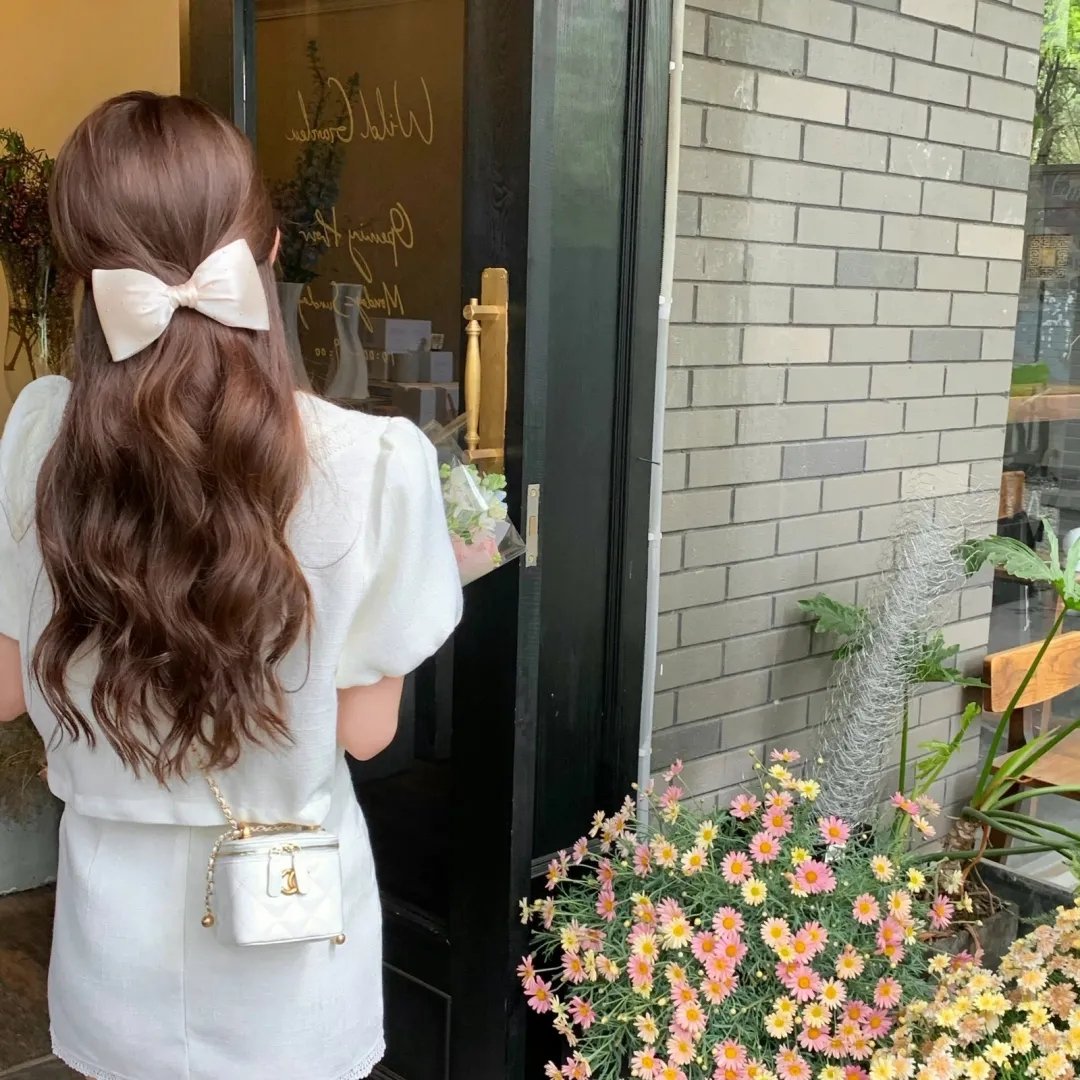 红色冲浪板